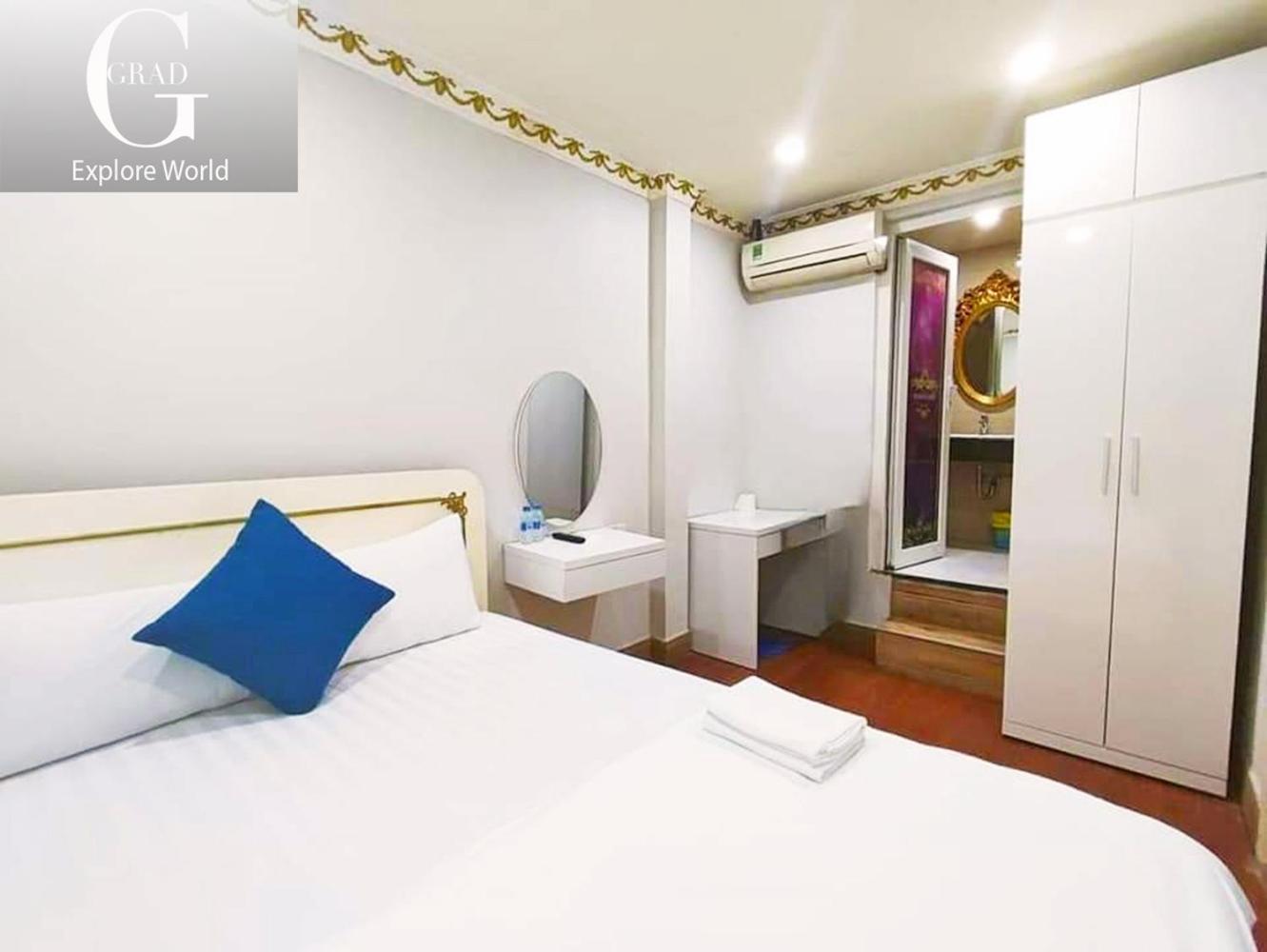 Grad Crowne Bui Vien Khách sạn