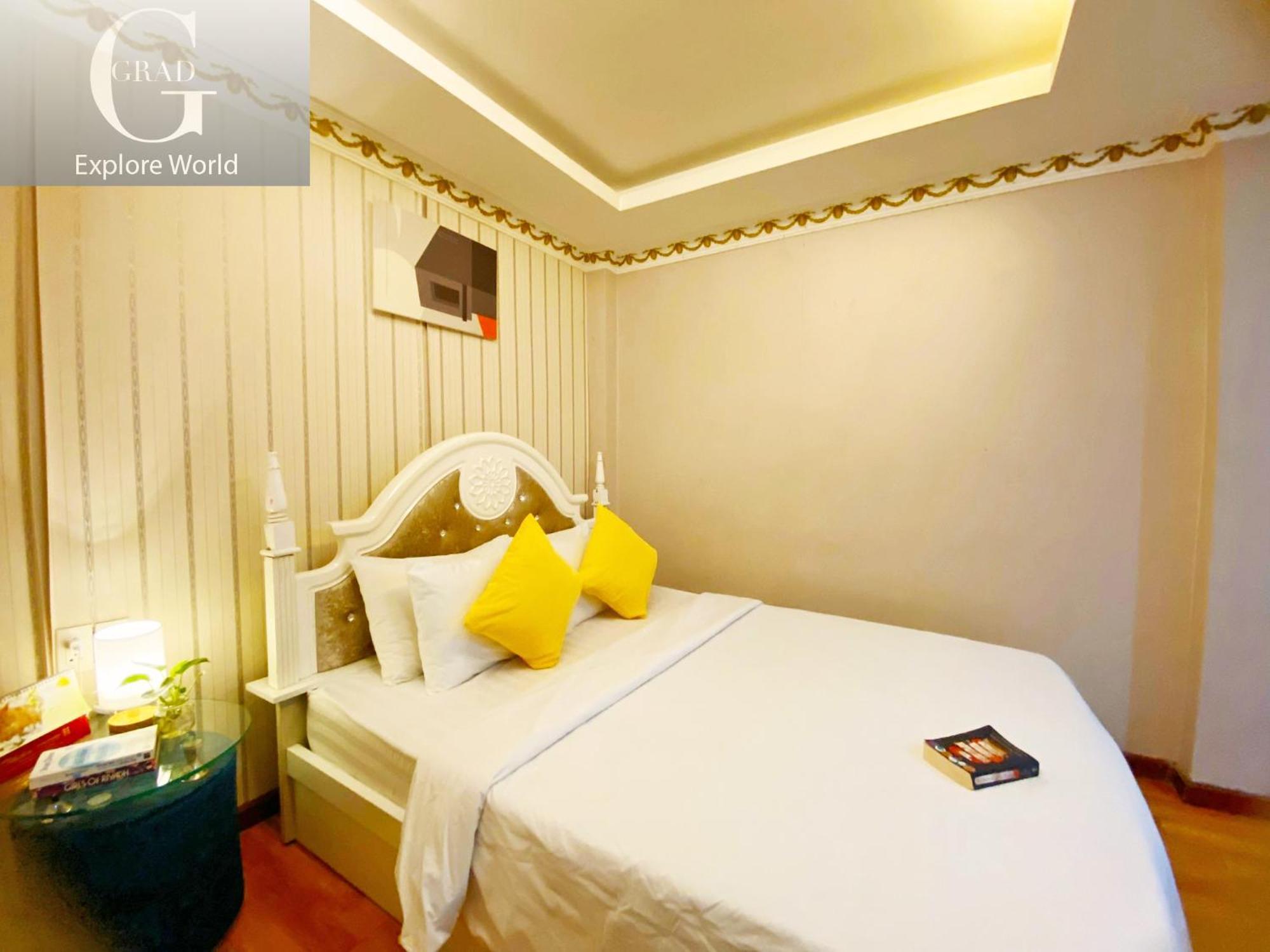 Grad Crowne Bui Vien Hotel *