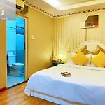 Crowne Hotel Bui Vien